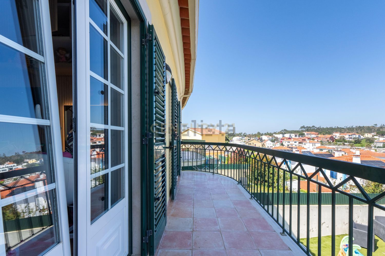 联排别墅出售在Rua do Mar à Vista s/n - 阳台