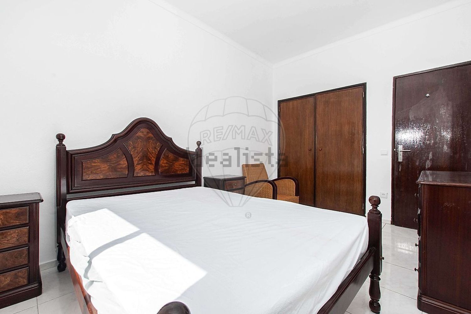 出租公寓 t2在Rua Almeida Garrett - 卧室