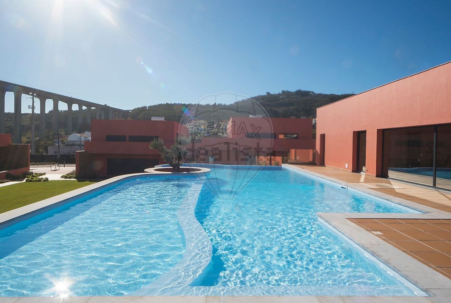 出租小楼房或独栋别墅Cm1318 - 游泳池