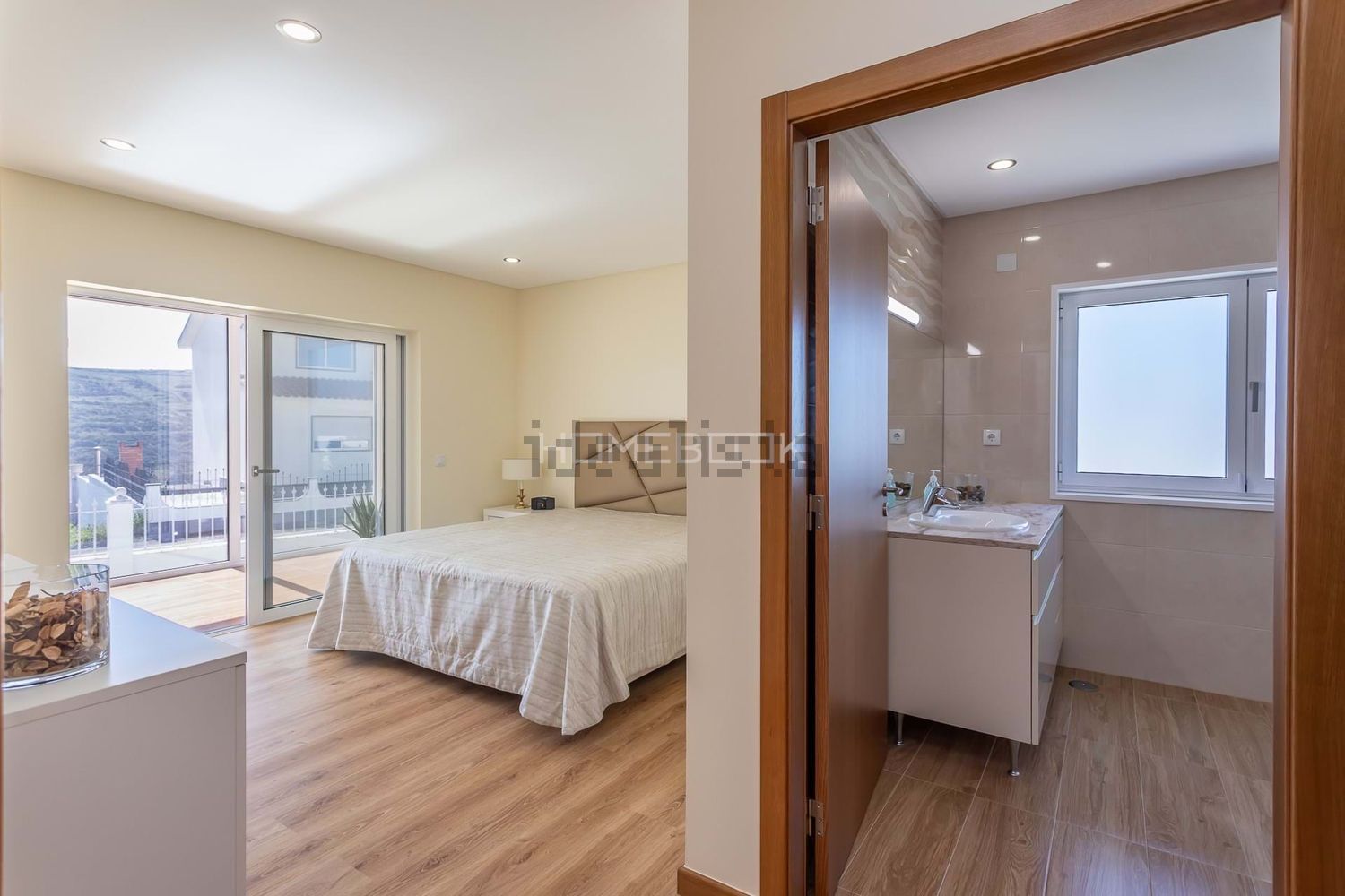 小楼房或别墅出售在Igreja Nova e Cheleiros - 卧室