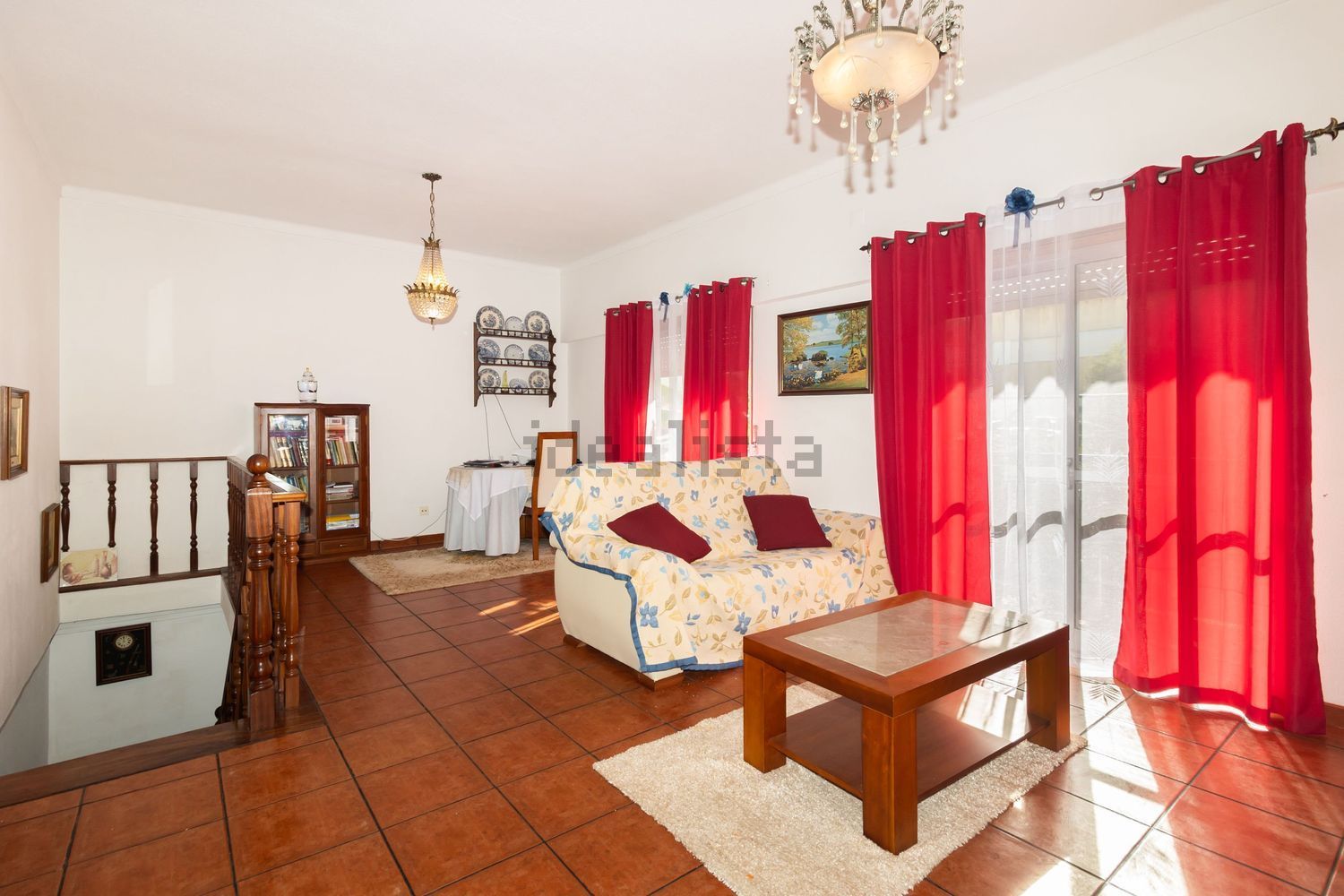 小楼房或独栋别墅出售在Avenida Padre Nabeto - 客厅