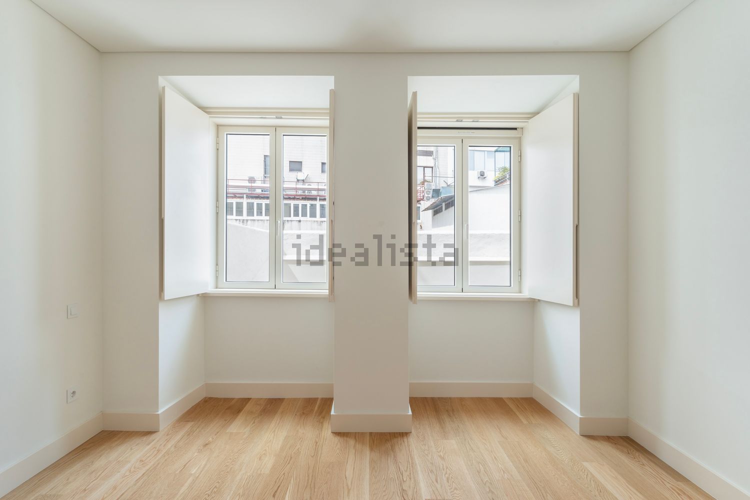 出租公寓 t2在Rua de São Bento, 19 - 卧室