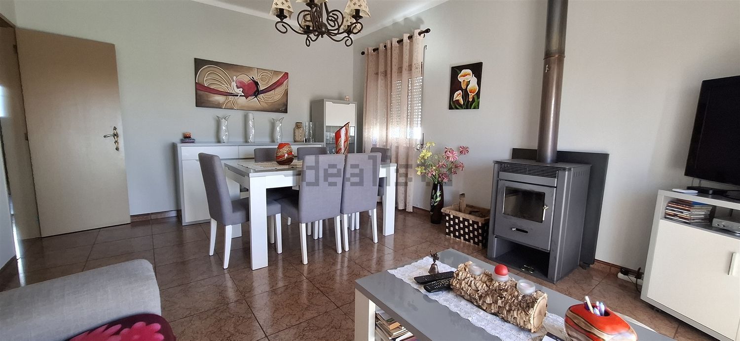 小楼房或独栋别墅出售在Santa Bárbara - 客厅