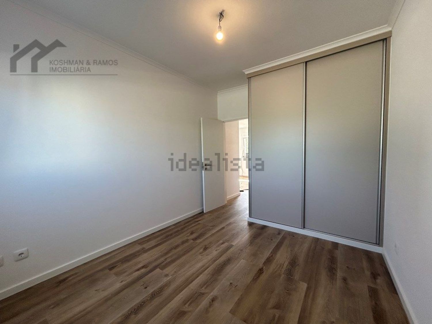 小楼房或独栋别墅出售在Centro - 居住