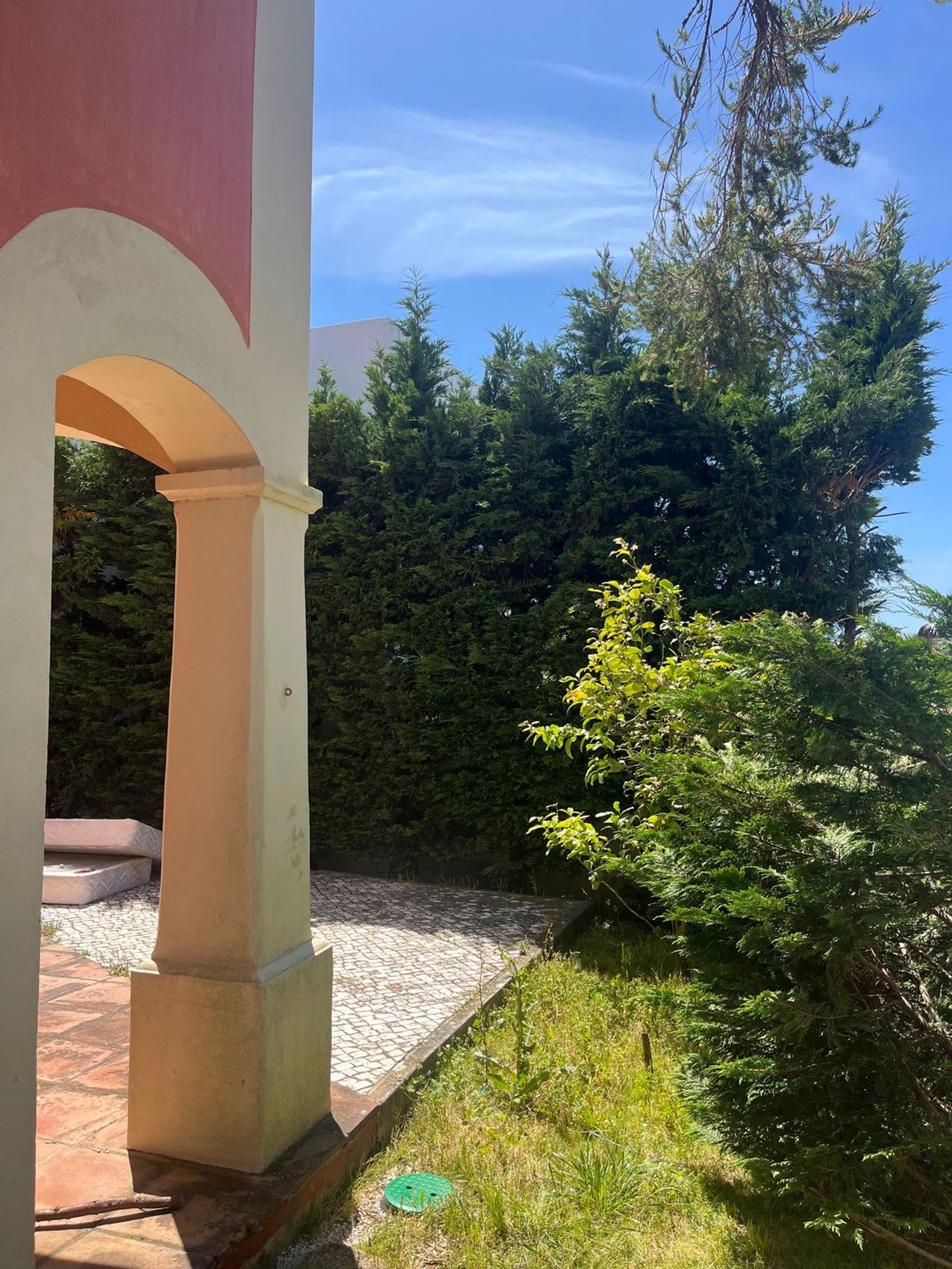 出租公寓 t3在Rua Avencas, 88 - 花园