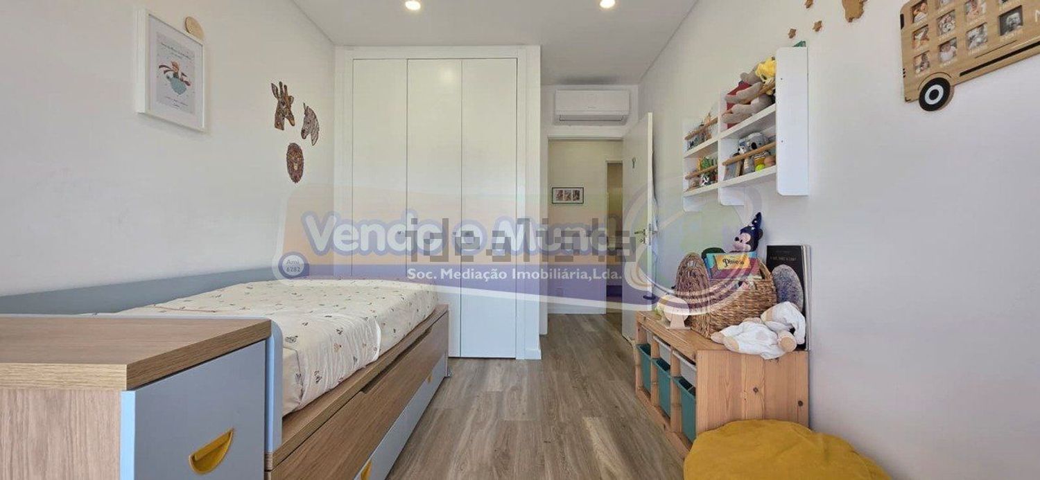 公寓 t2出售在Póvoa de Santa Iria e Forte da Casa - 卧室