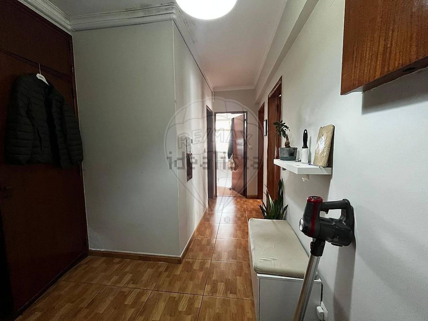 公寓 t2出售在Praceta Antero de Quental, 3 - 过道