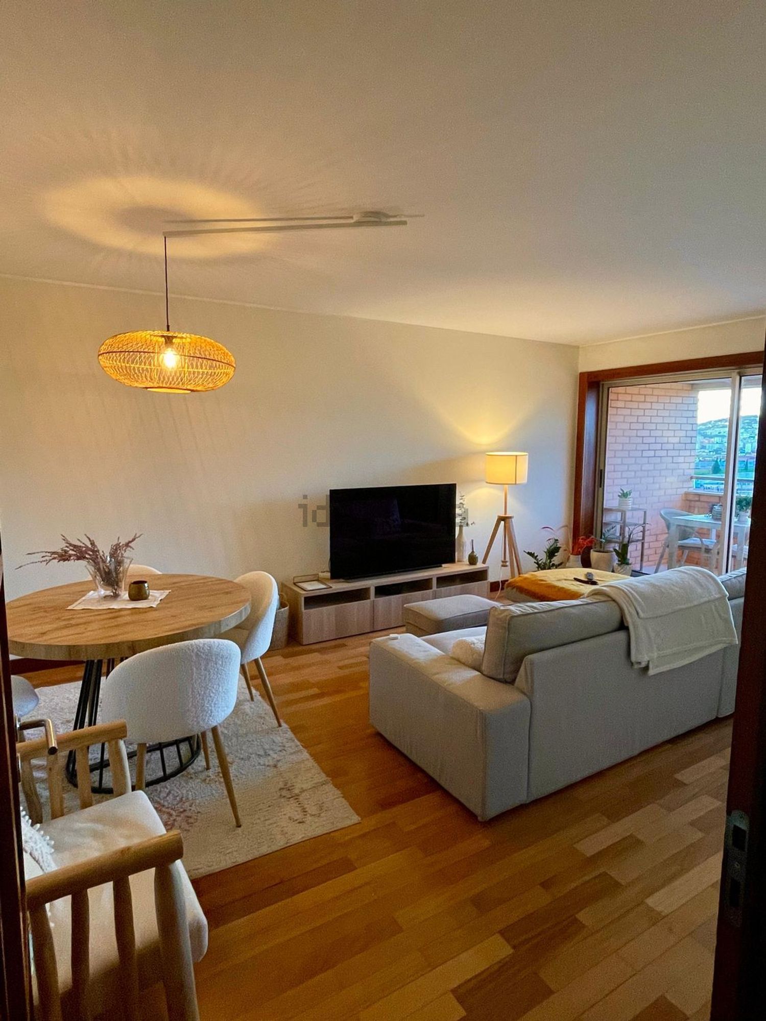 出租公寓 t1在Avenida Sérgio Vieira de Mello, 2 - 客厅