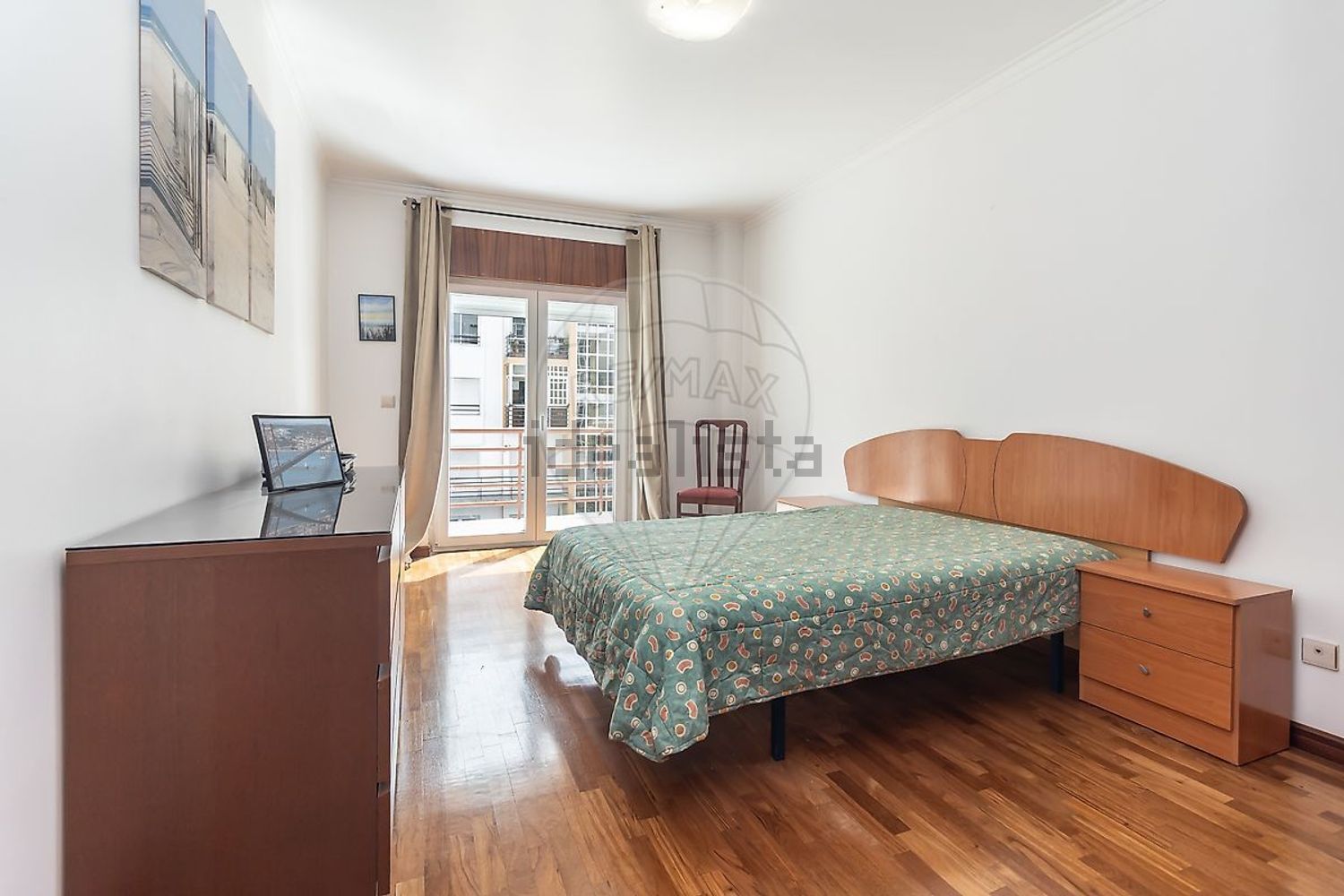 出租公寓 t2在Rua Hugo Casaes - 卧室