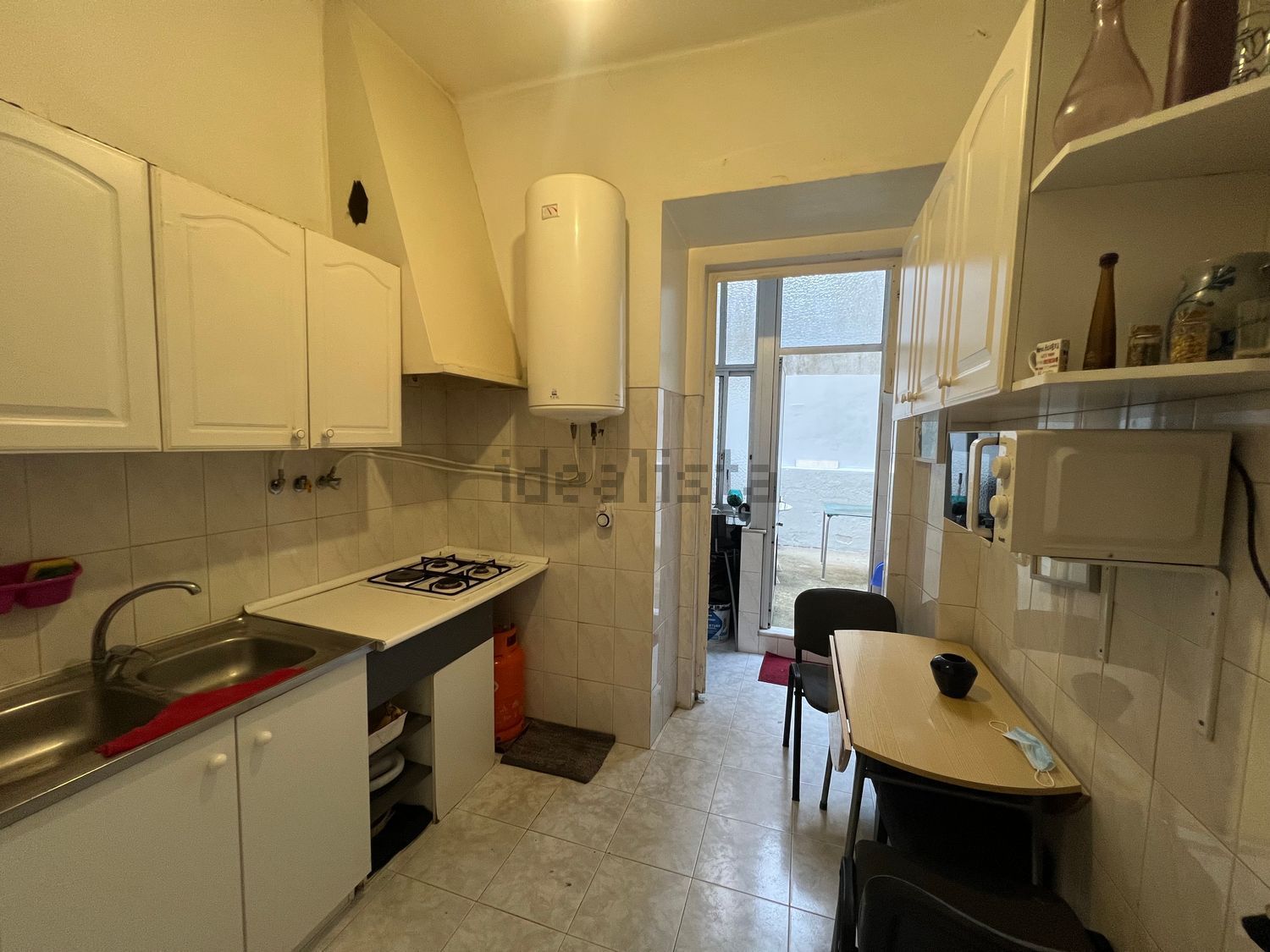 出租房间在Rua Sol a Chelas, 44 - 厨房