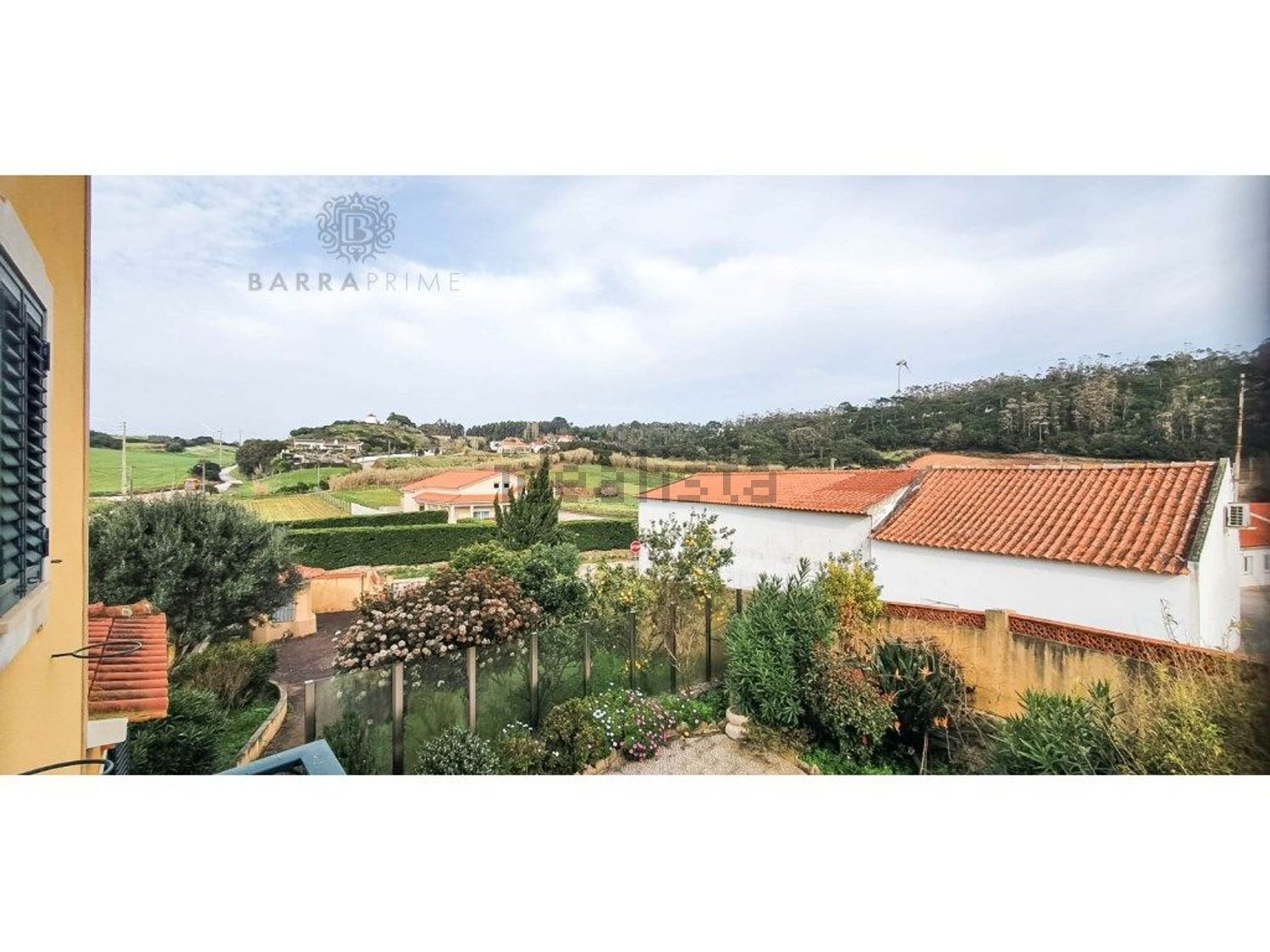 小楼房或独栋别墅出售在Rua do Inácio - 照片