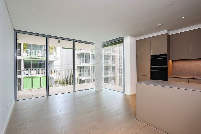 出租公寓 t2在Rua Fernando Palha