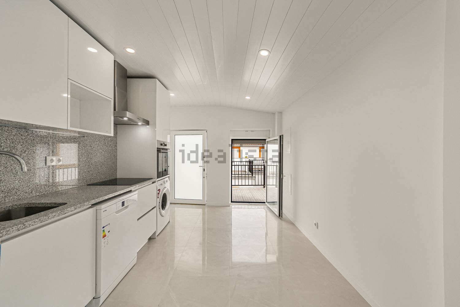 出租t0（单人公寓）在Rua José Ferreira Pio - 厨房