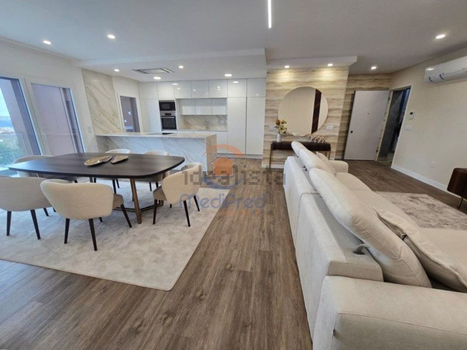 公寓 t2出售在Pontinha e Famões - 客厅