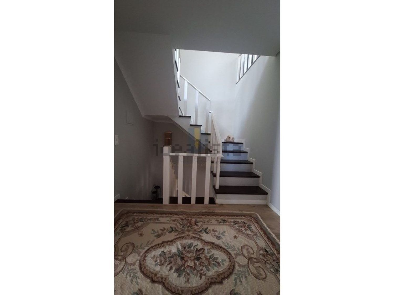 小楼房或独栋别墅出售在Rua Fernando Pessoa - 详情