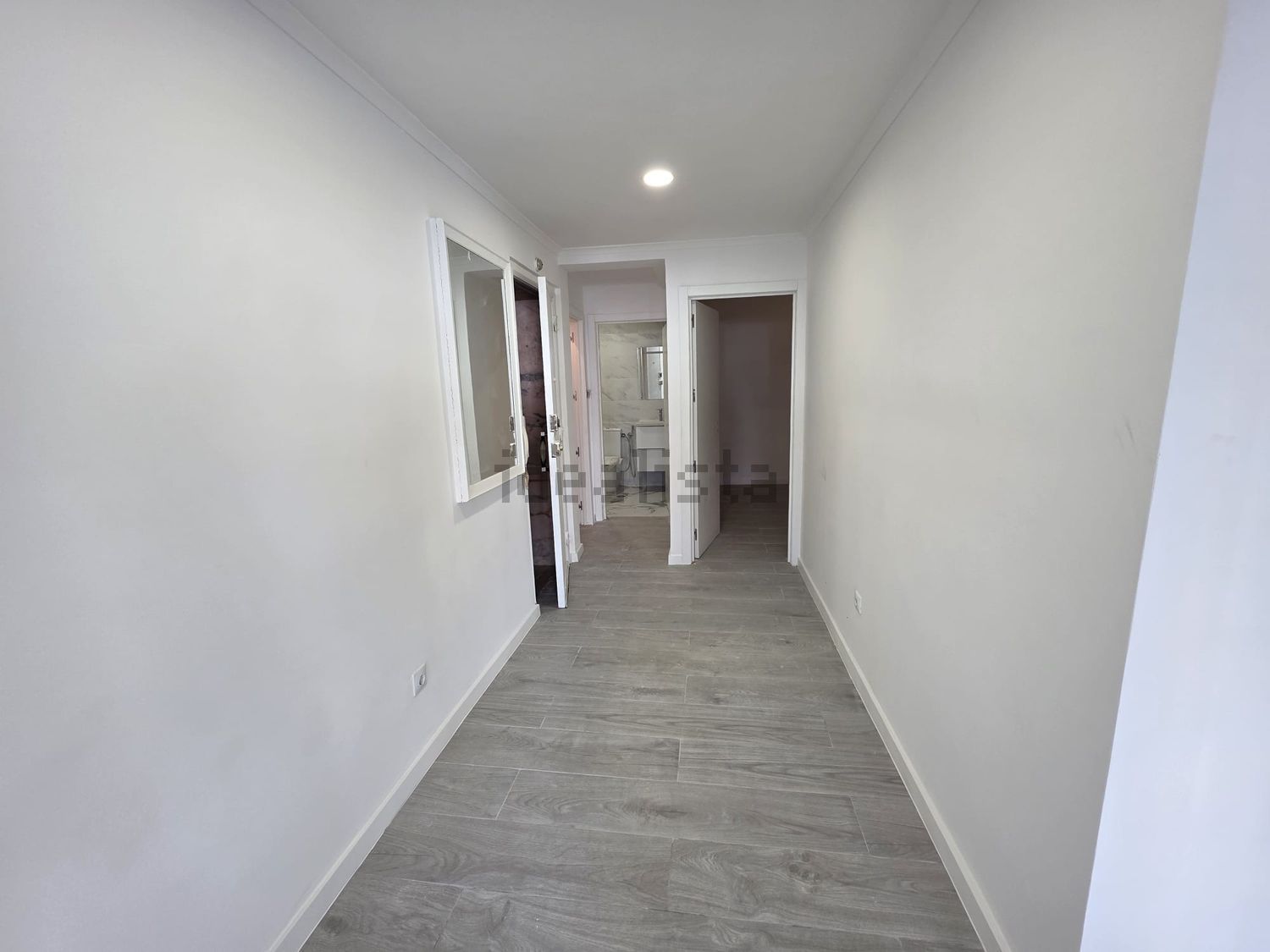 公寓 t1出售在Rua Padre António Vieira - 过道