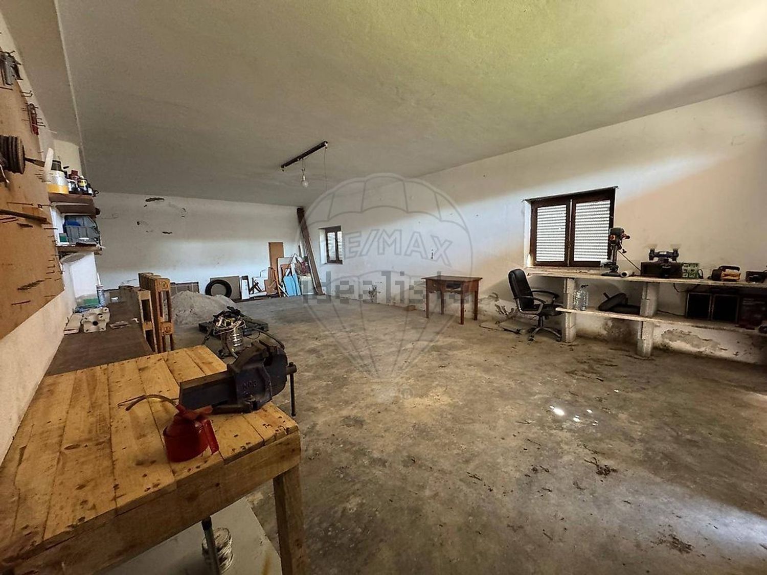 小楼房或独栋别墅出售在Lamas e Cercal - 客厅