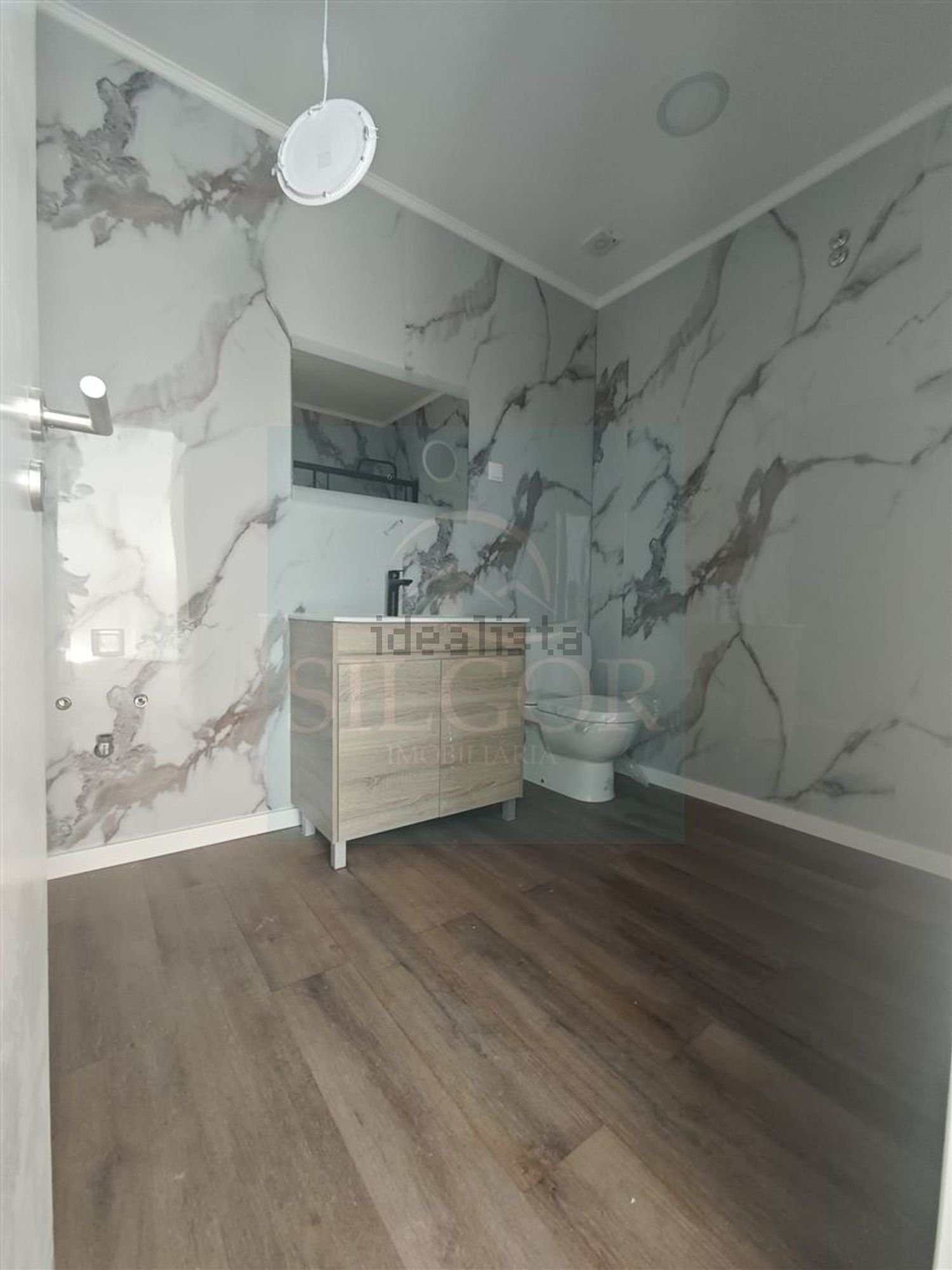 联排别墅出售在Baixa da Banheira - 卫生间