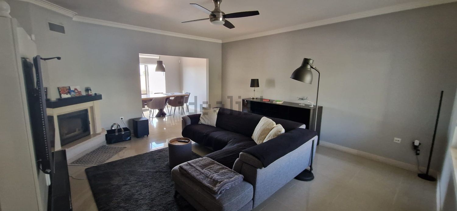 出租双拼别墅在Rua da Adega Cooperativa de Montijo, 194 - 客厅