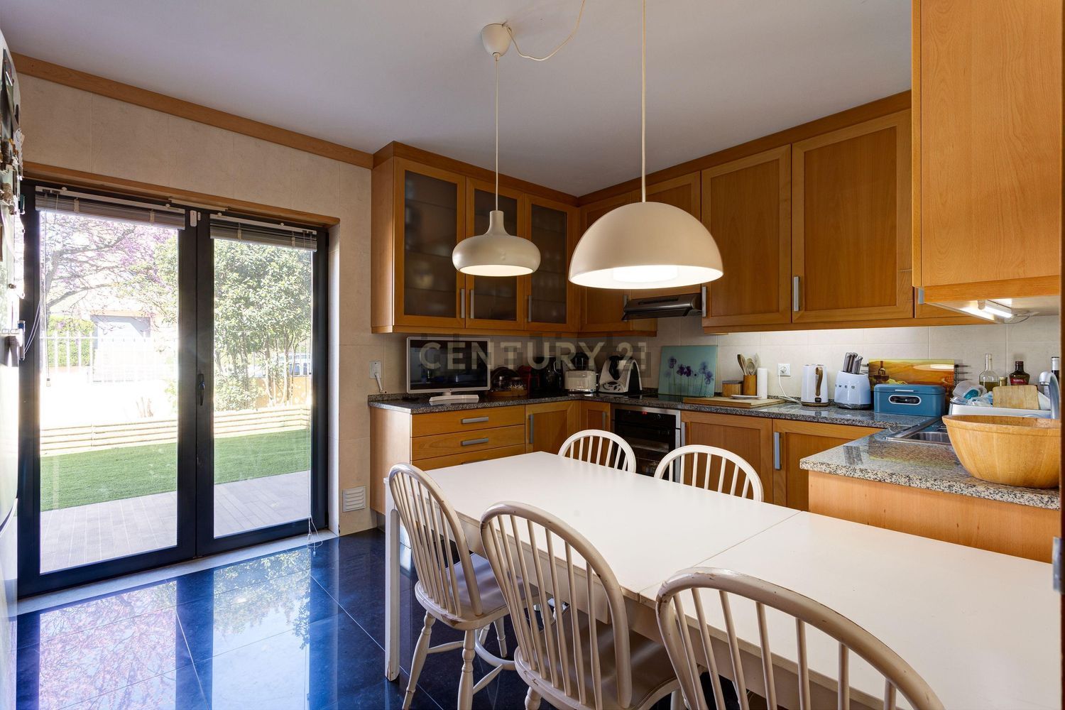 双拼别墅出售在Rua António Xavier Pereira Coutinho, 43 - 厨房