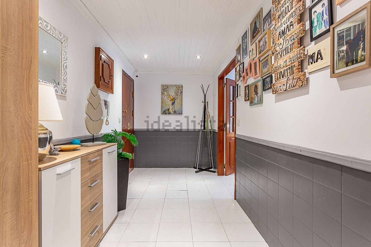 出租公寓 t2在Praça Arquimedes Silva Santos - 过道