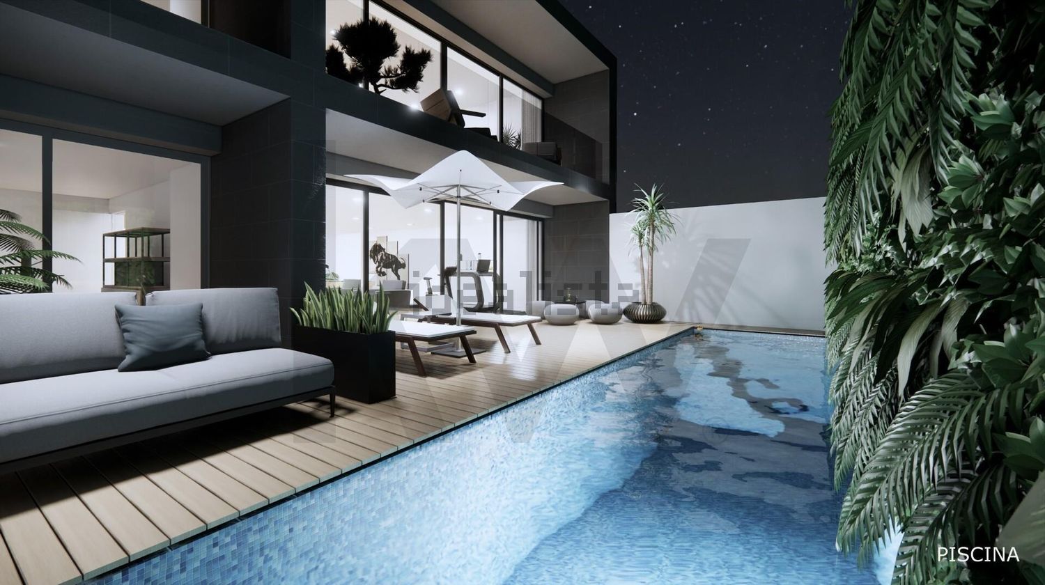 小楼房或别墅出售在Centro - 游泳池