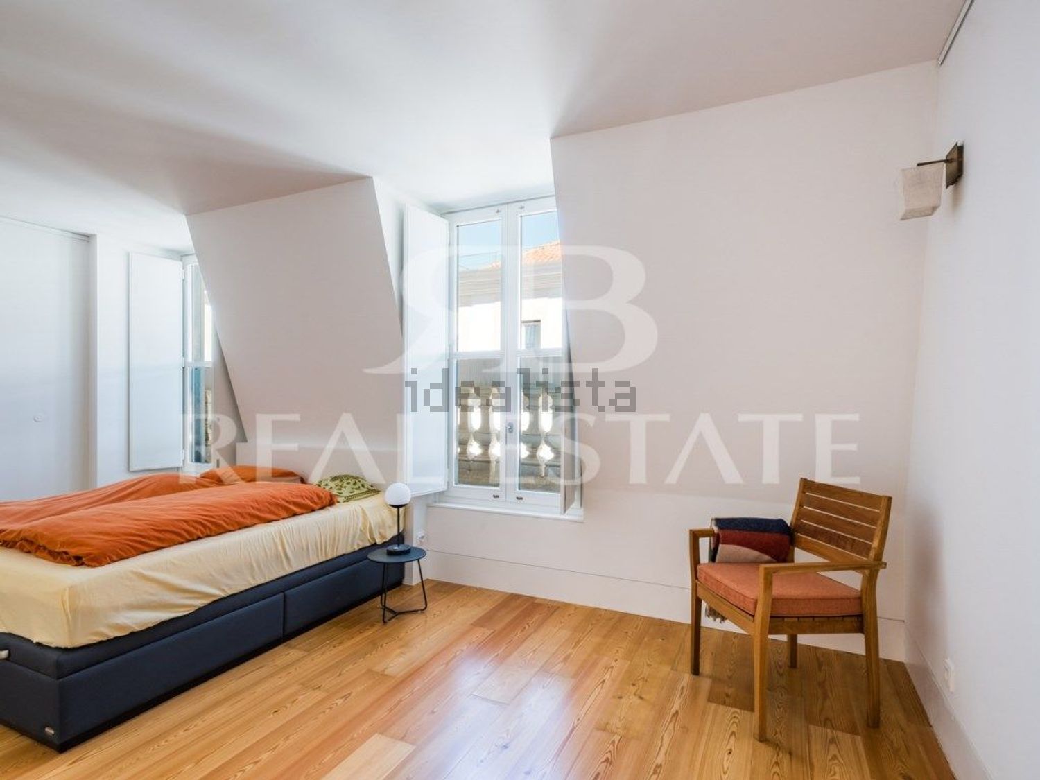 公寓 t3出售在Rua António Maria Cardoso, 11 - 卧室