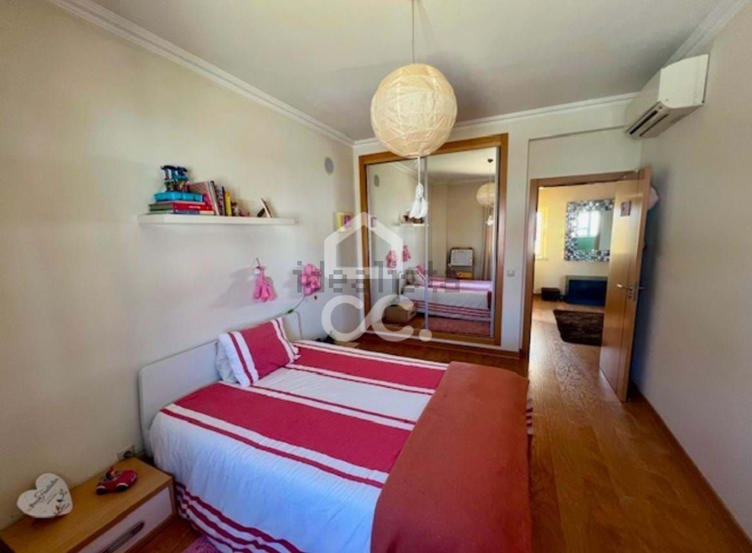 小楼房或独栋别墅出售在Milharado - 卧室