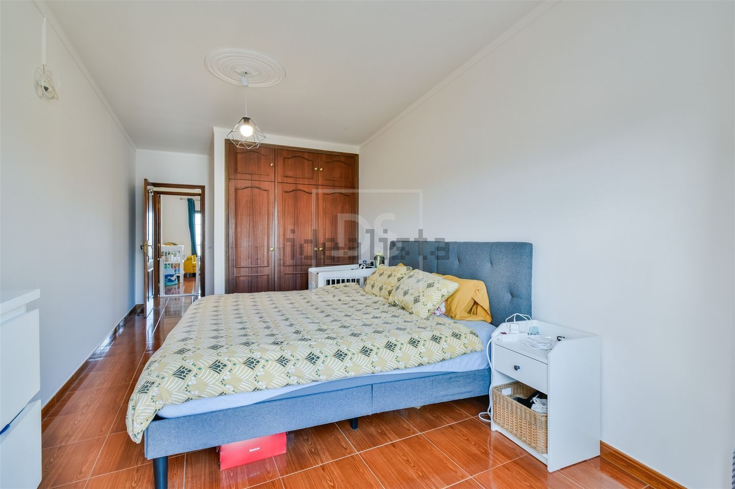 小楼房或独栋别墅出售在Praça Dom Lourenço Vicente, 18 - 卧室