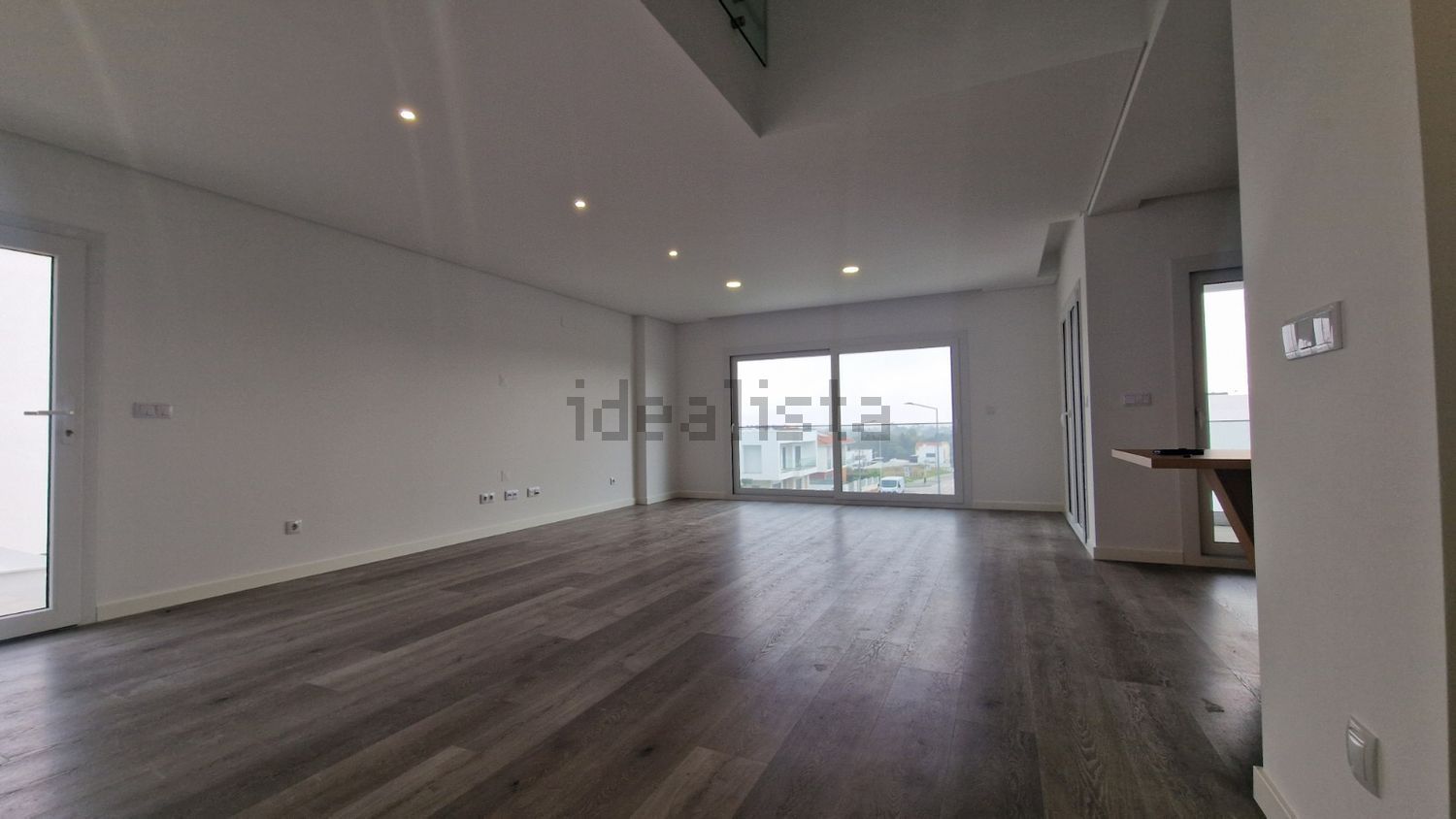 小楼房或独栋别墅出售在Rua Infante Dom Henrique, 79 - 客厅