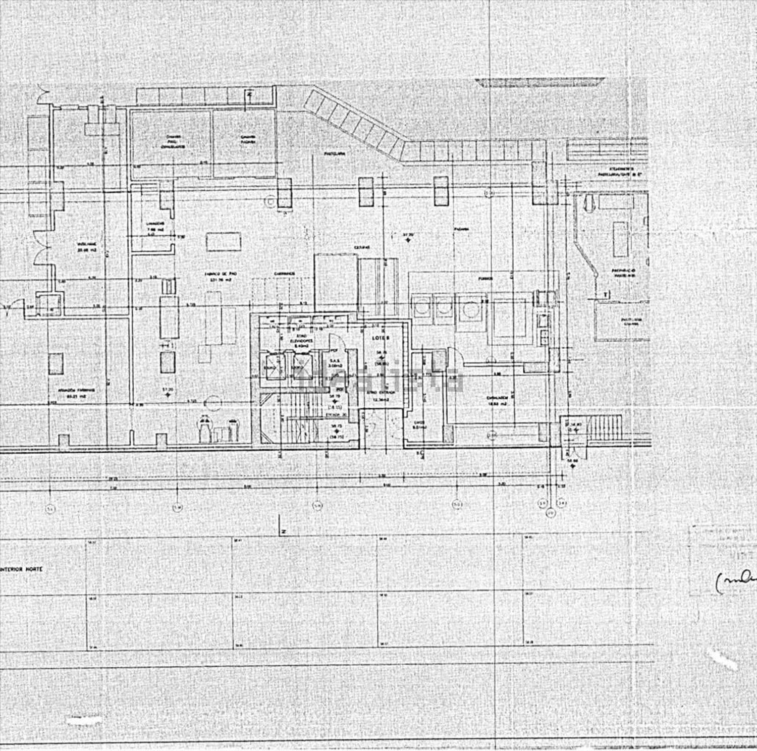 公寓 t1出售在Avenida Cidade de Bratislava - 平面图