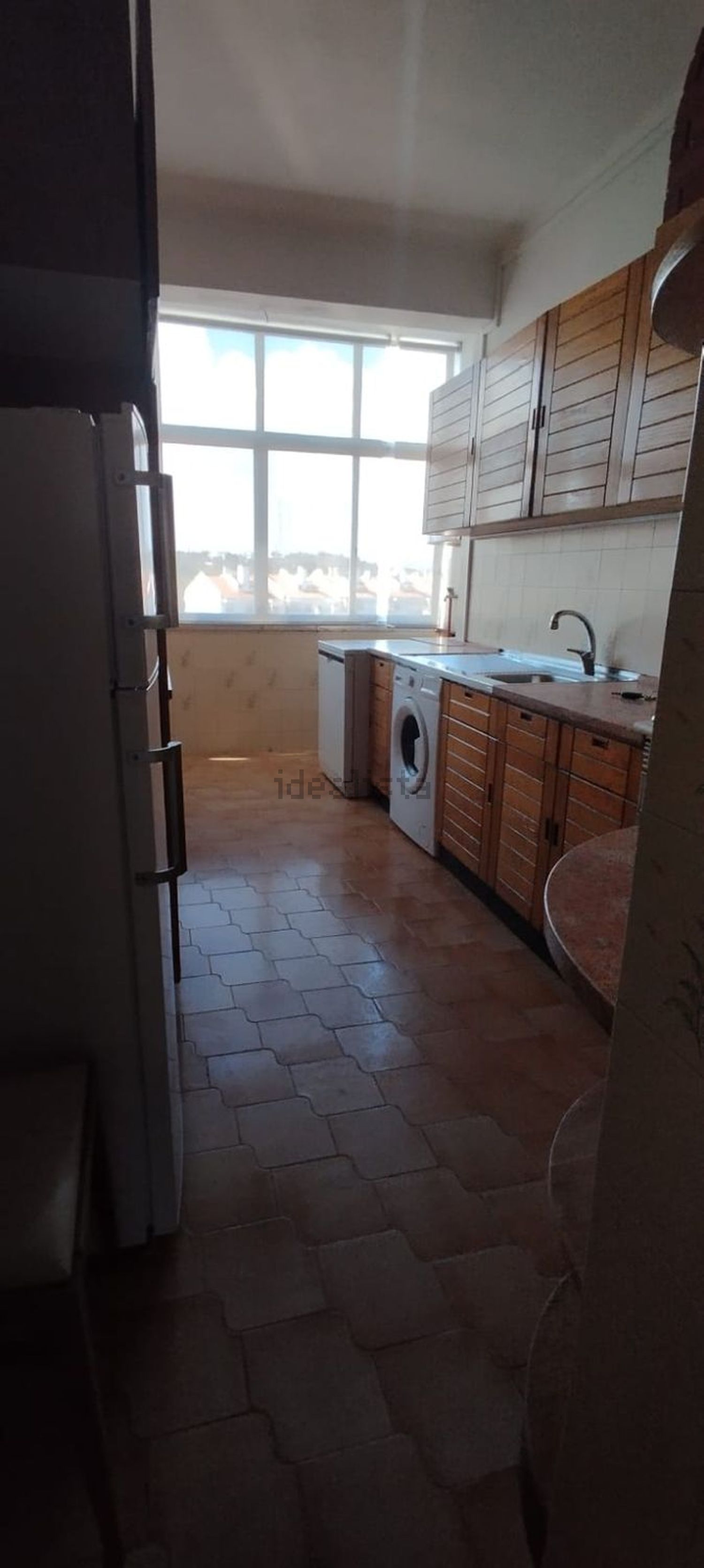 出租公寓 t2在Rua Engenheiro Quartin Graça, 27 - 厨房