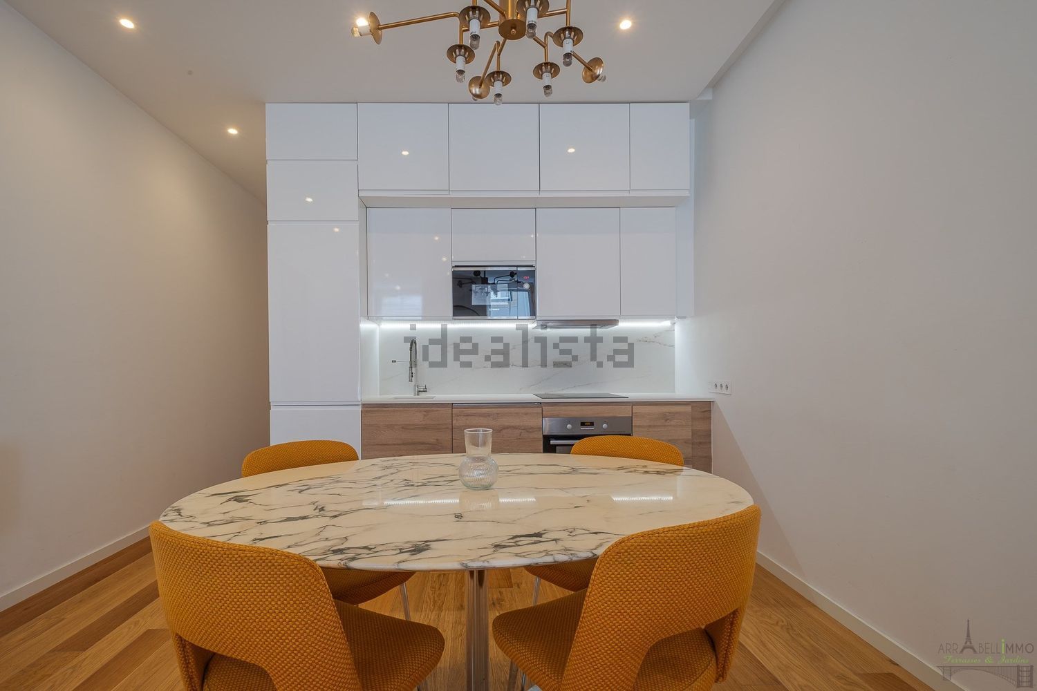 公寓 t2出售在Travessa da Portuguesa, 48 - 客厅