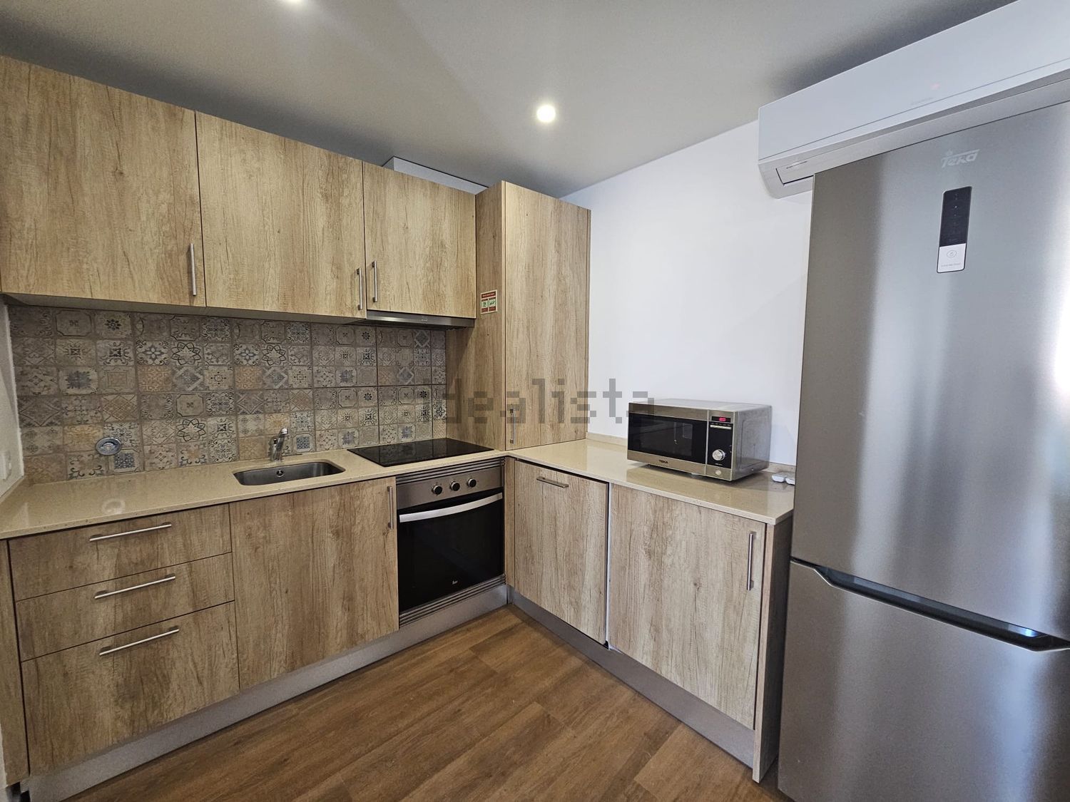 出租复式公寓在Rua Neves Costa, 15 - 厨房