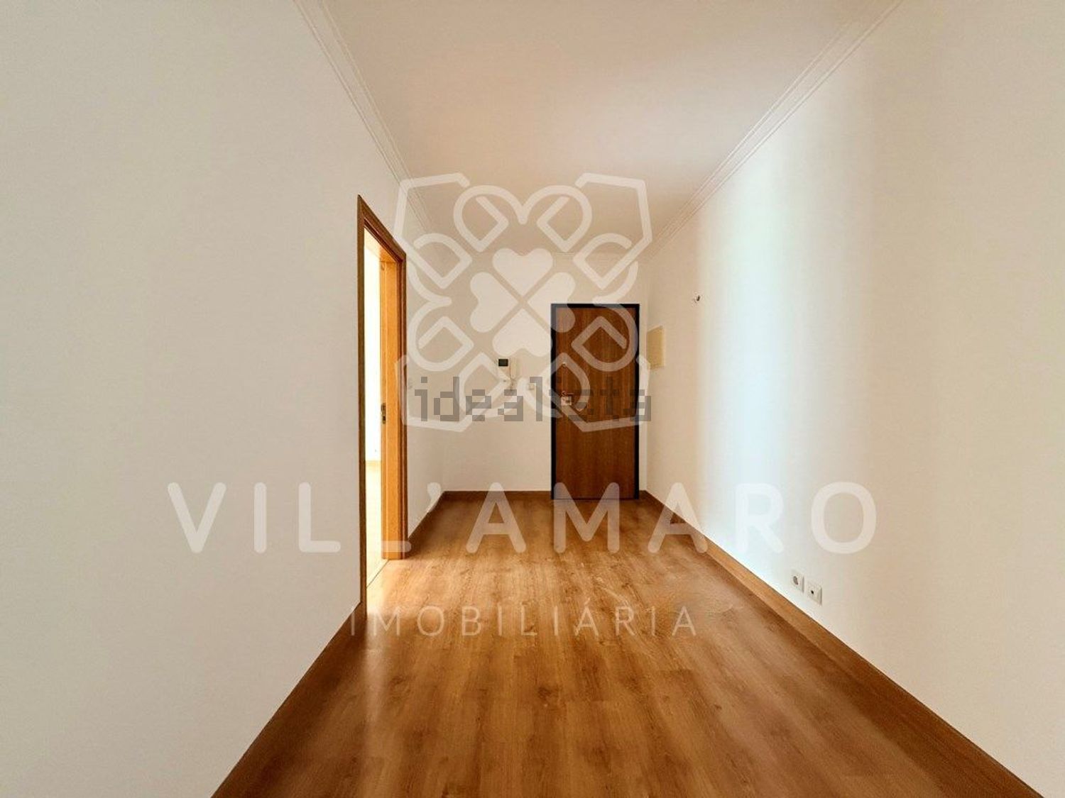 公寓 t2出售在Rua dos Bombeiros Voluntários - 前厅