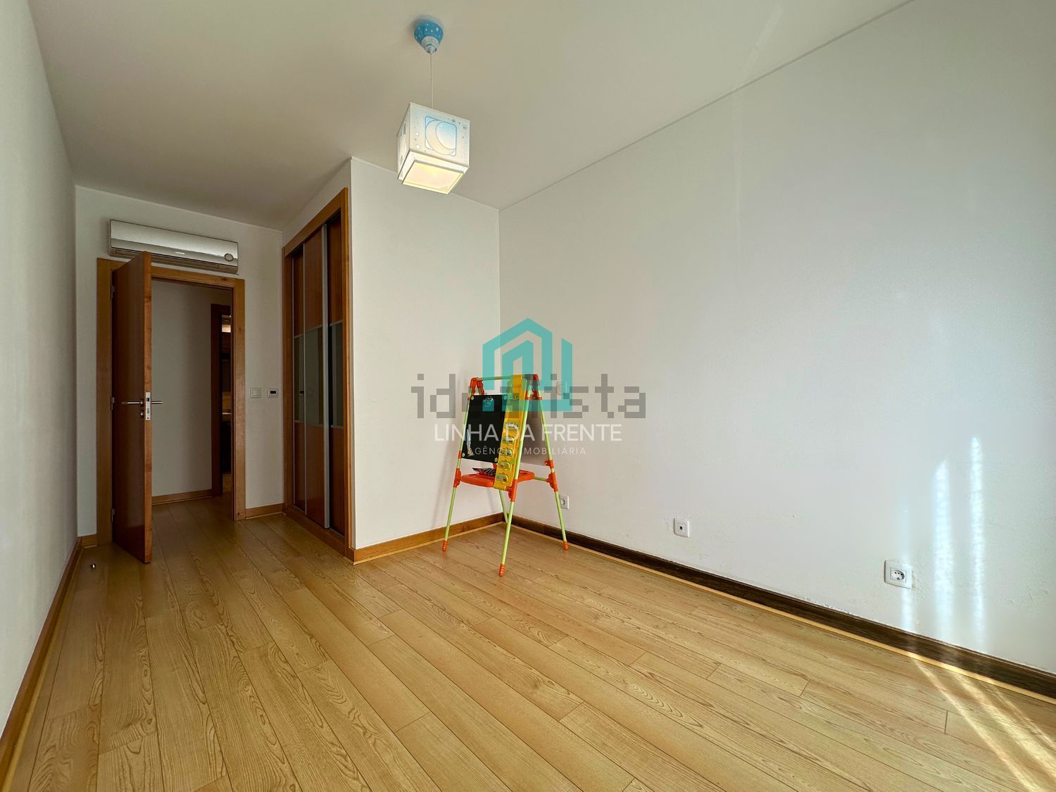 公寓 t3出售在Rua Hermínia Silva - 卧室