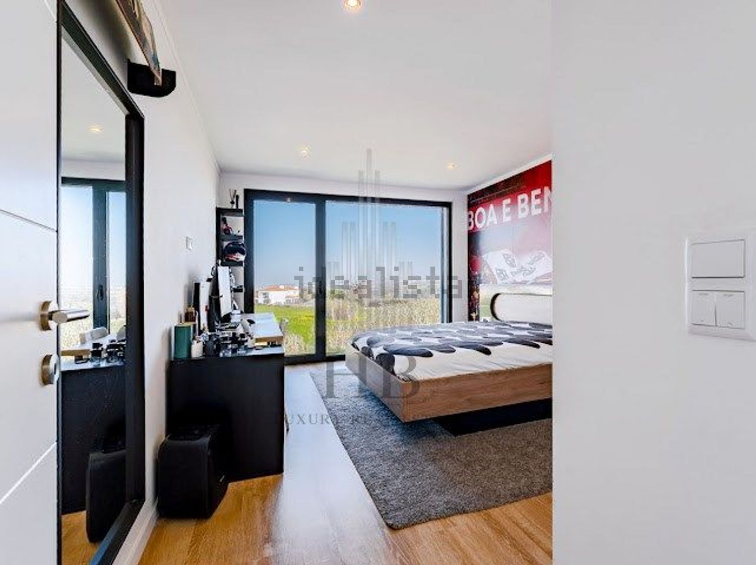 小楼房或独栋别墅出售magoito - 卧室