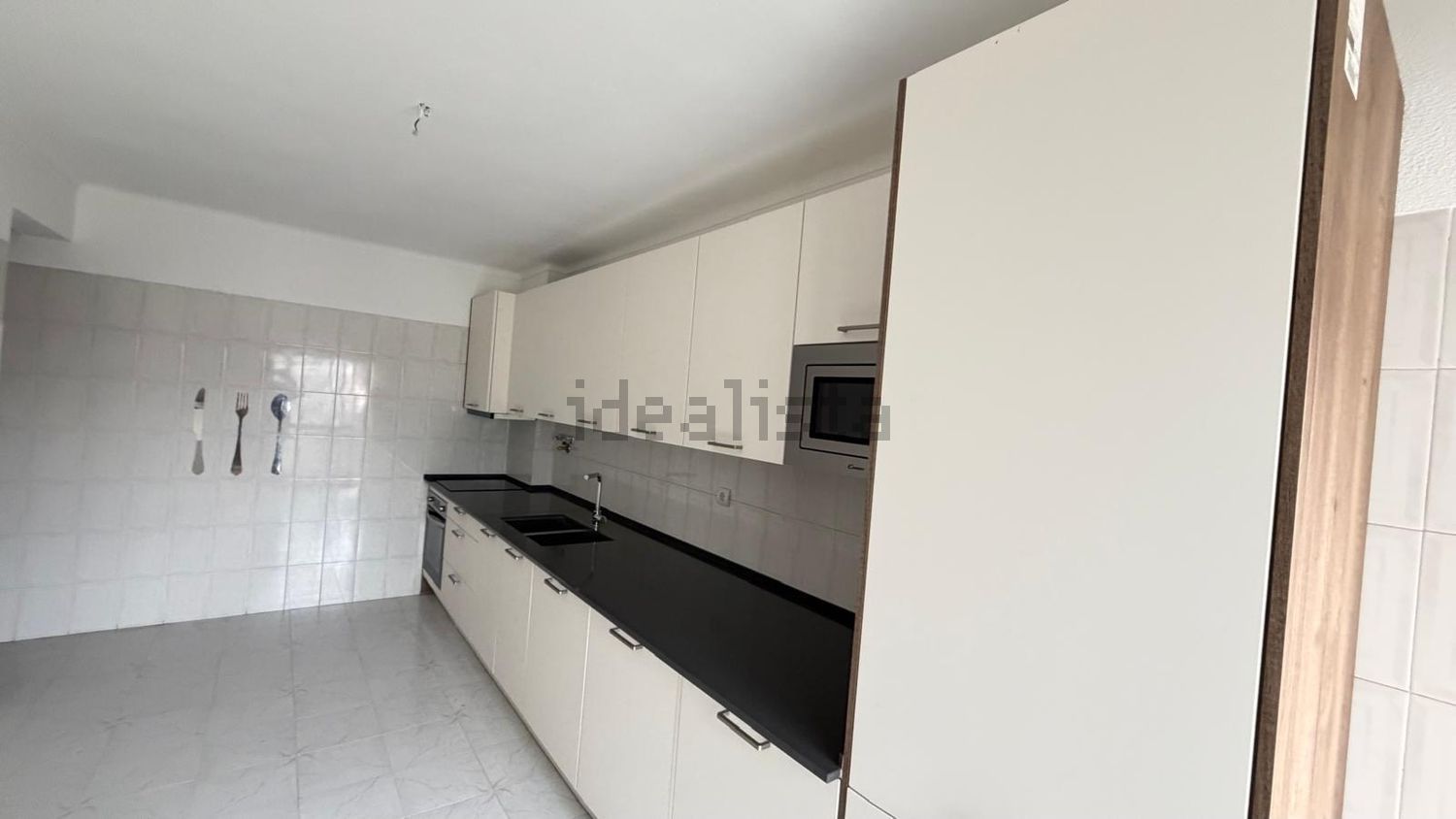 出租公寓 t3在Avenida General Humberto Delgado, 1 Lote - 厨房