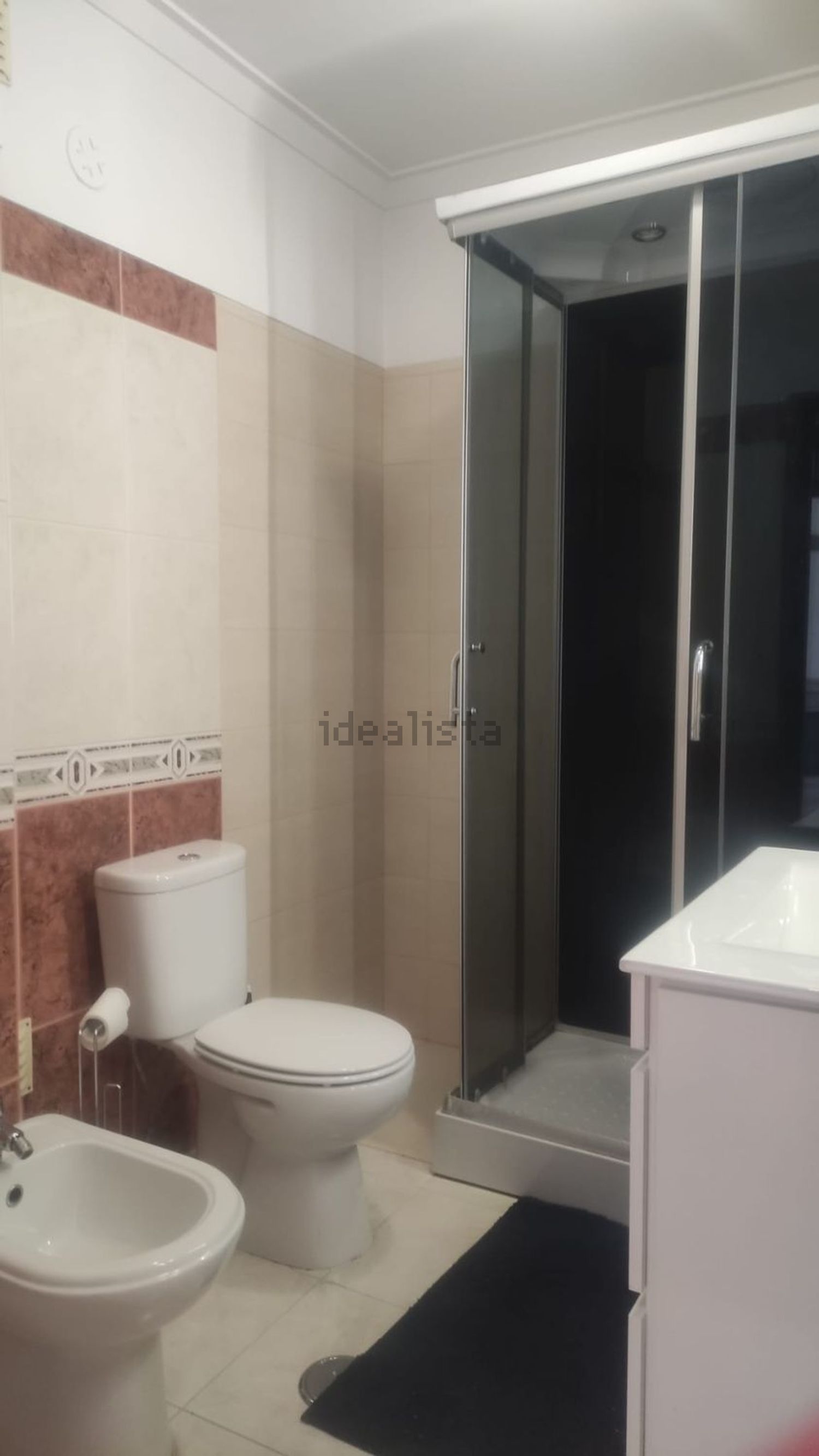 出租公寓 t1在Rua Vitor Santos, 31 - 卫生间