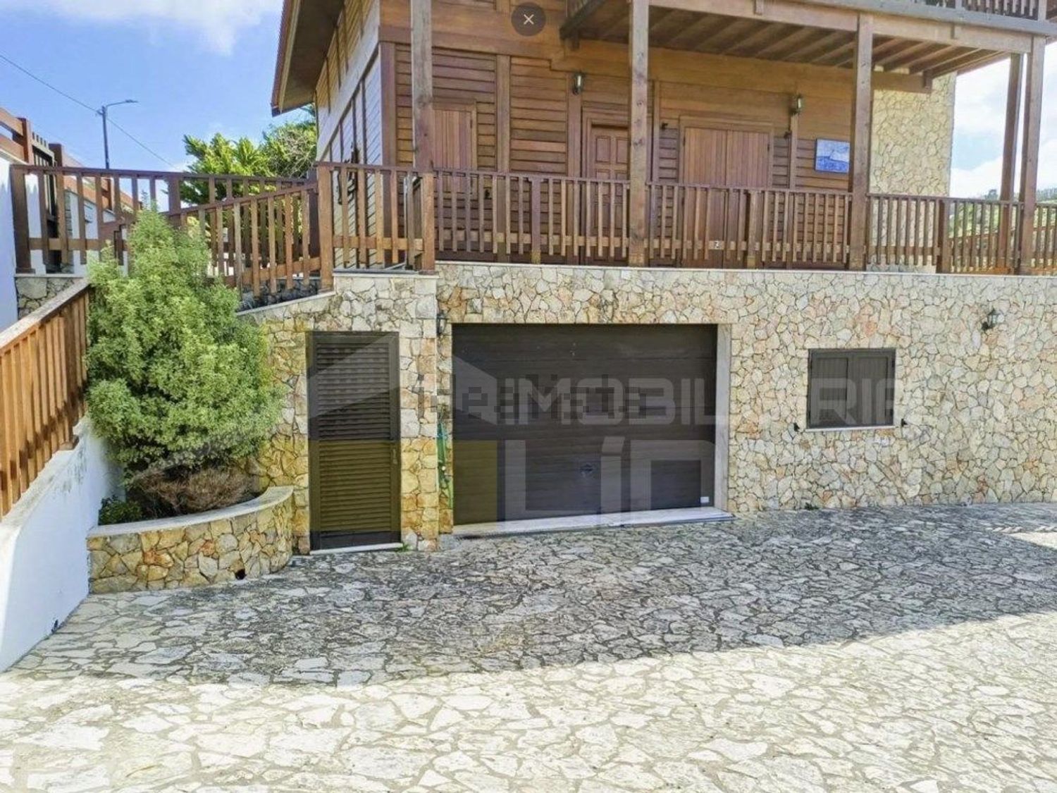 出租小楼房或独栋别墅在Barreiralva - Póvoa de Cima - 外立面