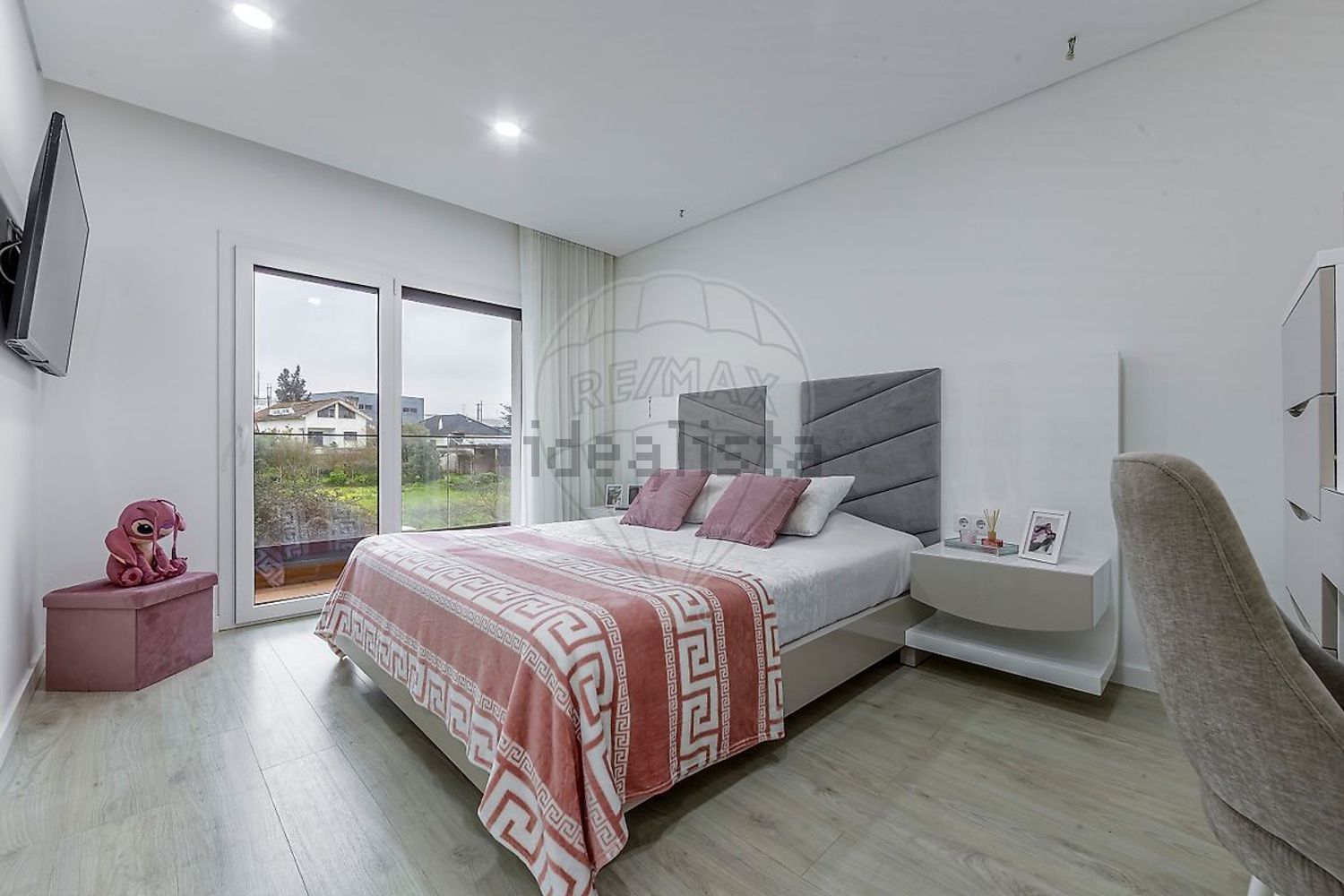 小楼房或独栋别墅出售在Rua da Ribeira - 卧室