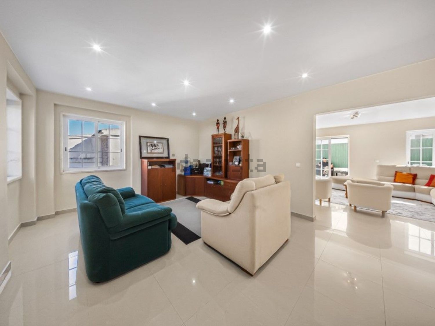 小楼房或独栋别墅出售在Rua da Liberdade - 客厅