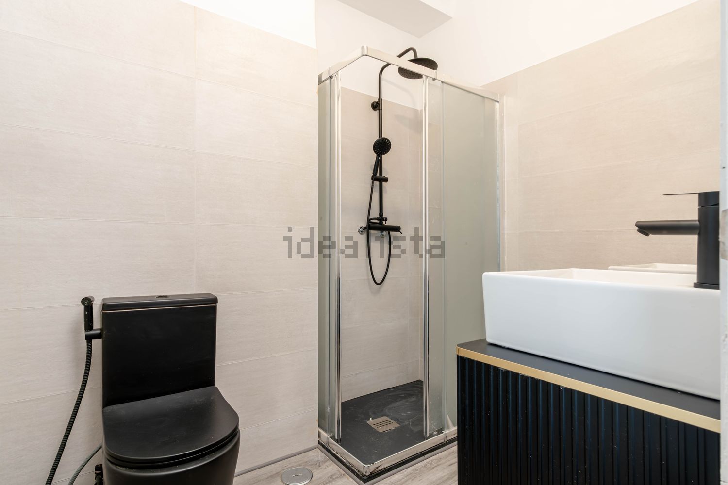 公寓 t3出售在Praça Rainha Santa - 卫生间