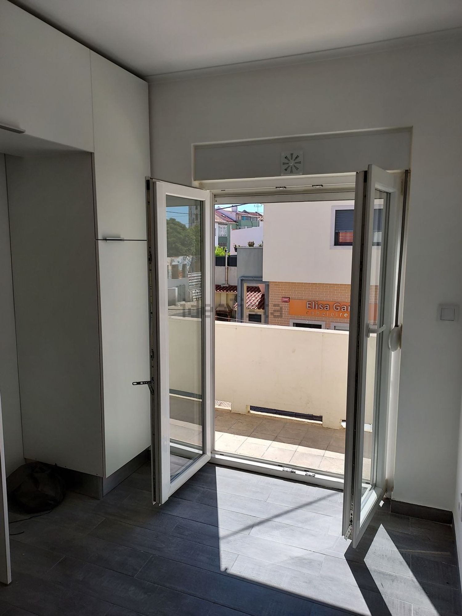 出租公寓 t1在Rua Ruben Borges, 1 - 厨房