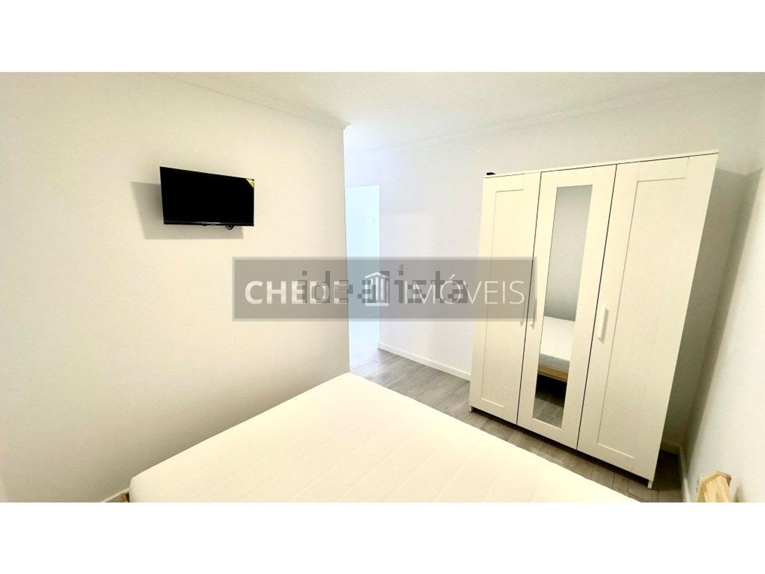 出租t0（单人公寓）在Rua Amadeu Moura Stoffel - 卧室