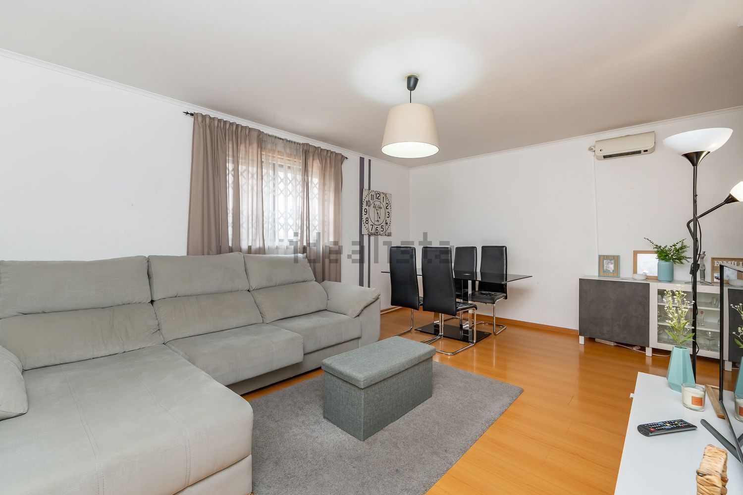 出租公寓 t2在Rua Barata Feyo - 客厅