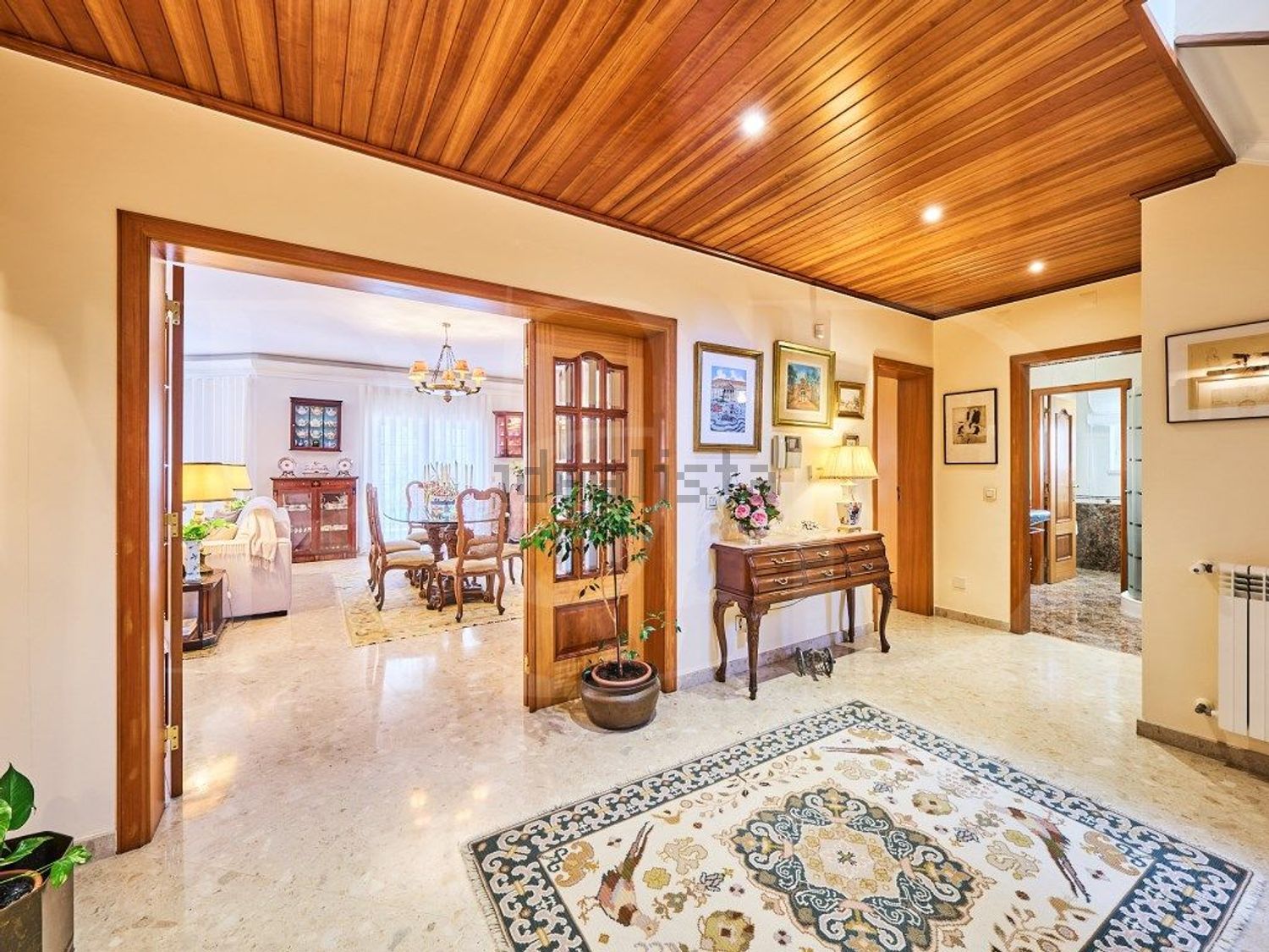 小楼房或独栋别墅出售在Rua Bartolomeu Perestelo, 189 - 客厅