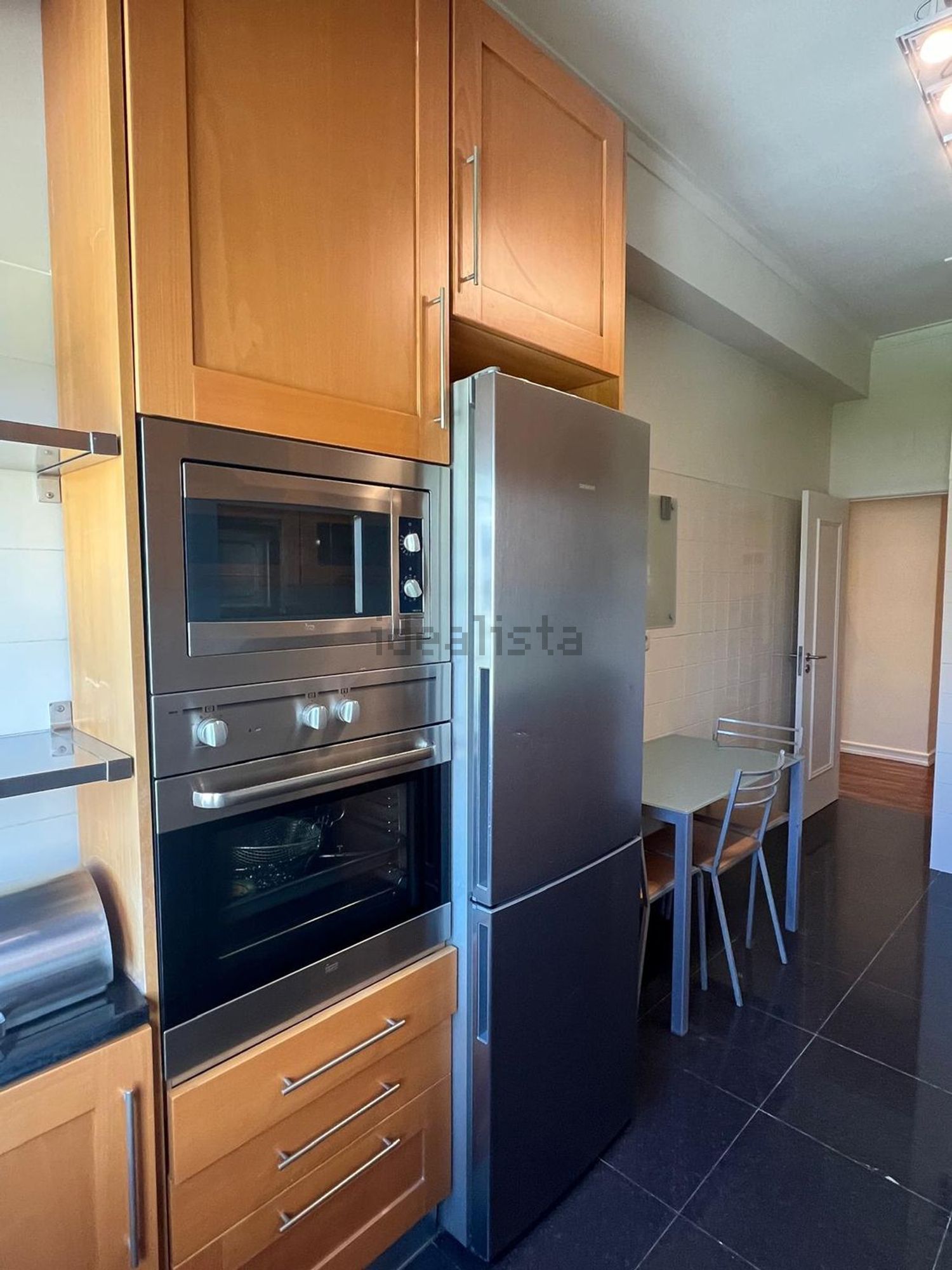 出租公寓 t3在Rua Alfredo Guisado, 14 - 厨房