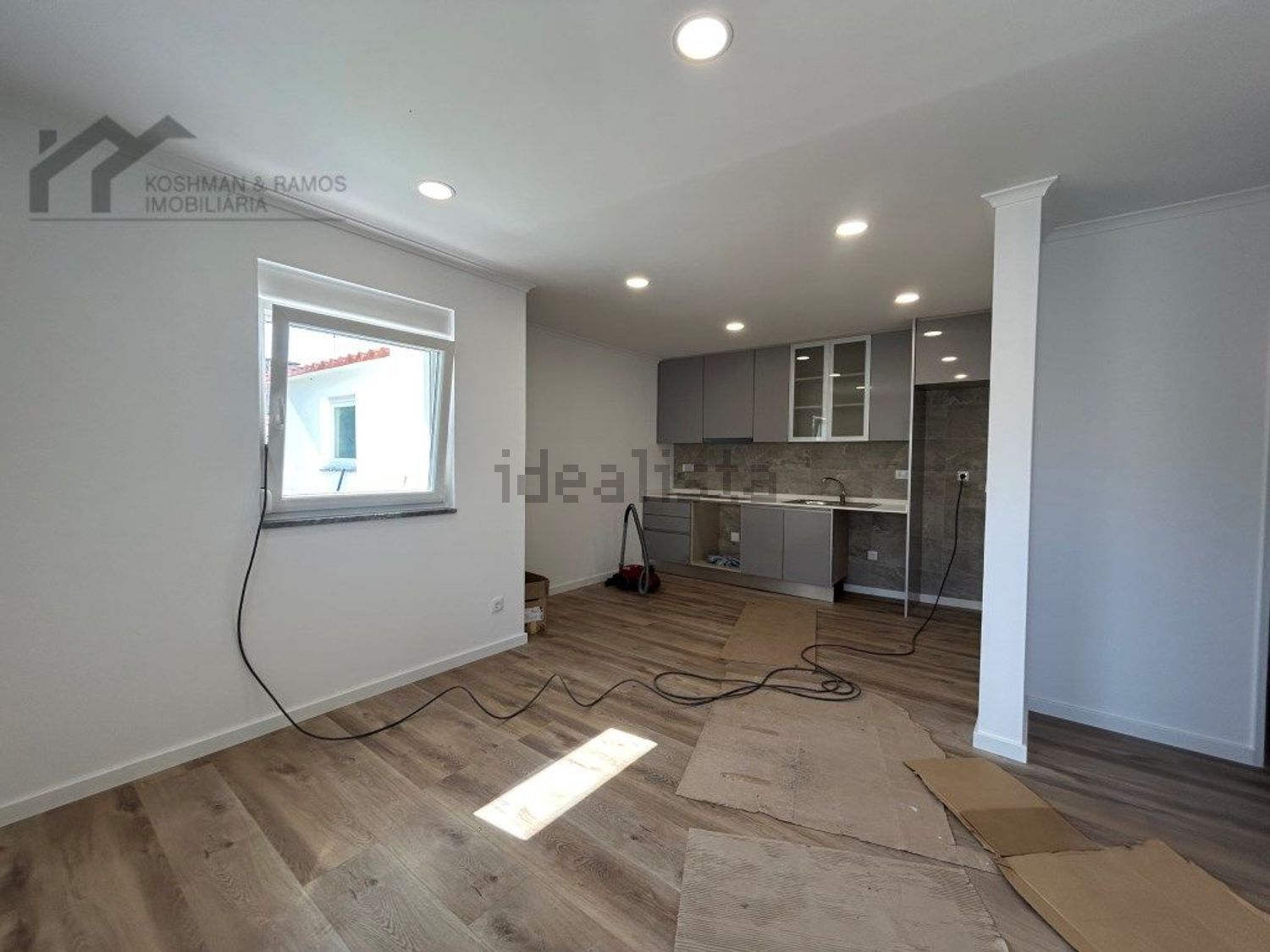 小楼房或独栋别墅出售在Centro - 客厅