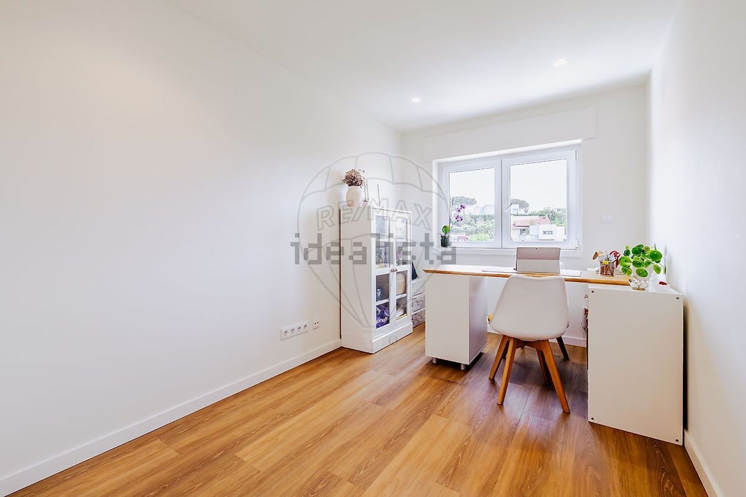 公寓 t2出售在Rua Thomaz de Mello - 客厅